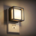 Smart Plug-in Wall Lamp, 3000K Warm Light, Auto Dusk to Dawn Sensor, Adjustable Brightness, Energy Saving Compact Night Light for Stairs/Bedroom/Kids Room
