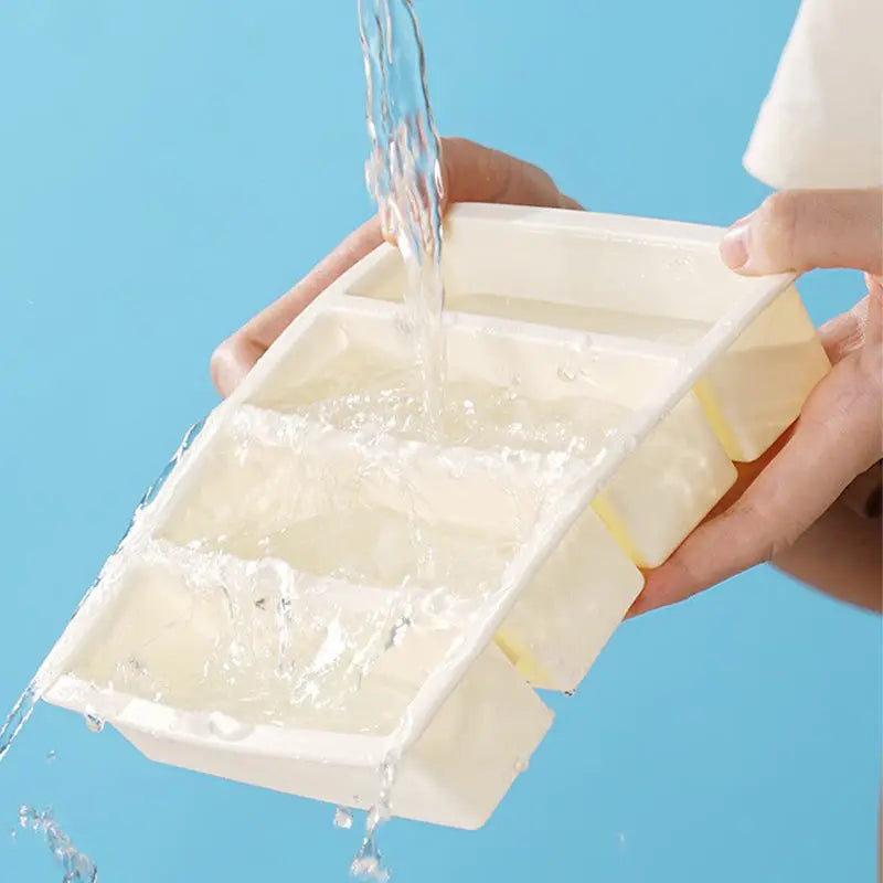 Silicone Ice Cube Tray 4 Grid Large Strip With Lid Easy Release Ice Mold Home Useful Ice Mold for Whiskey Long Square Ice Maker